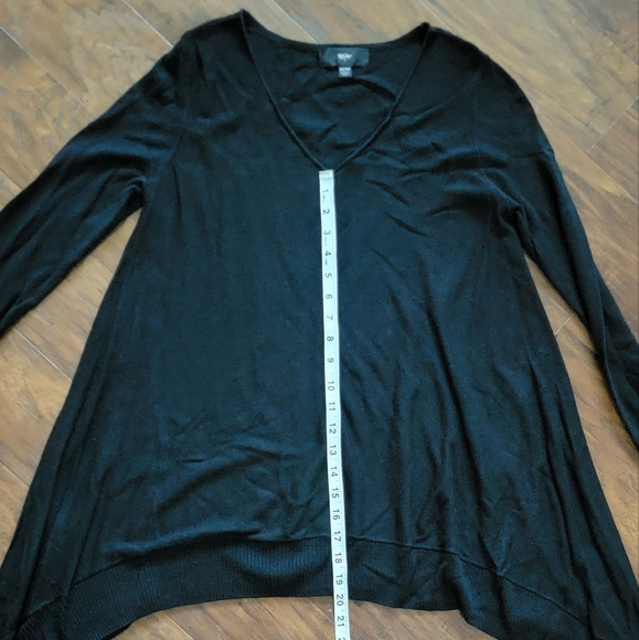 Mossimo Long Sleeved Swing Top Size XS Black V-Neck NWT Never Worn Sweater - Picture 5 of 5
